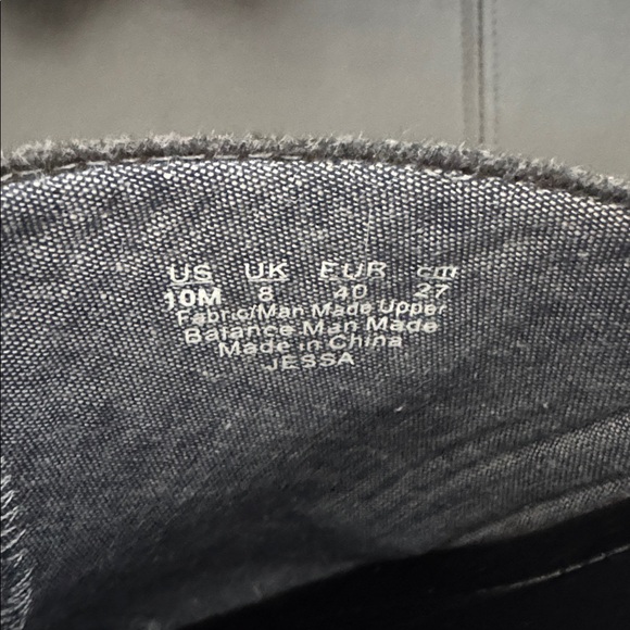 Dr. Scholl's Black & Gray Memory Foam Clogs. - Picture 6 of 7